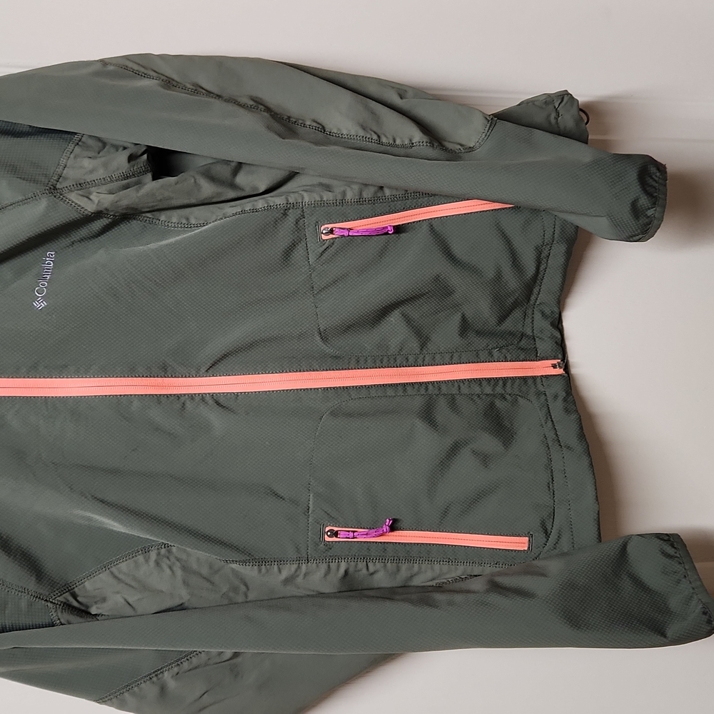 Columbia Hooded Full zip Women's M light weight jacket - Picture 5 of 14
